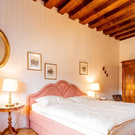 Hotel Schloss 5*